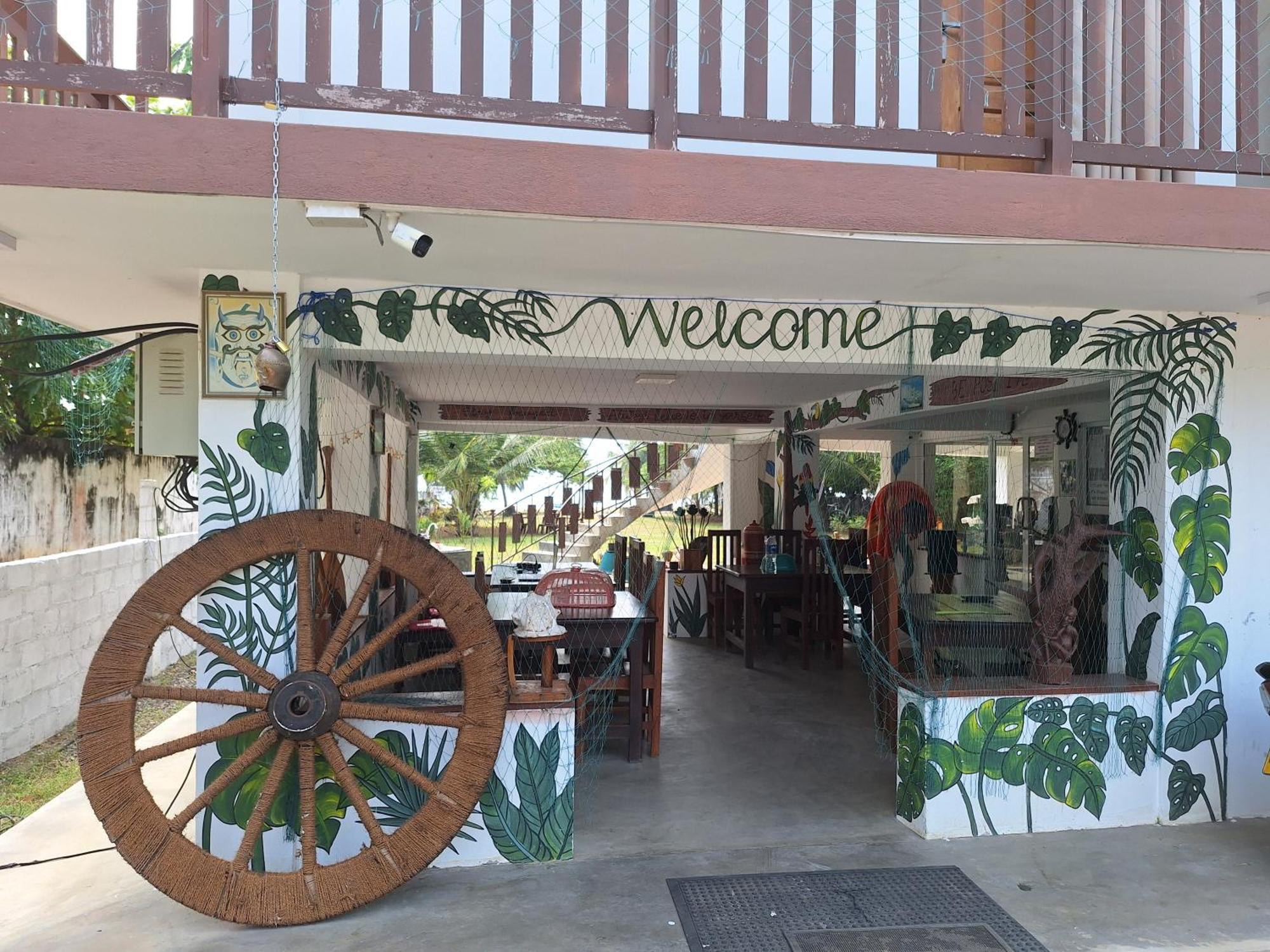 Baden Beach Hotel Kalkudah  Esterno foto